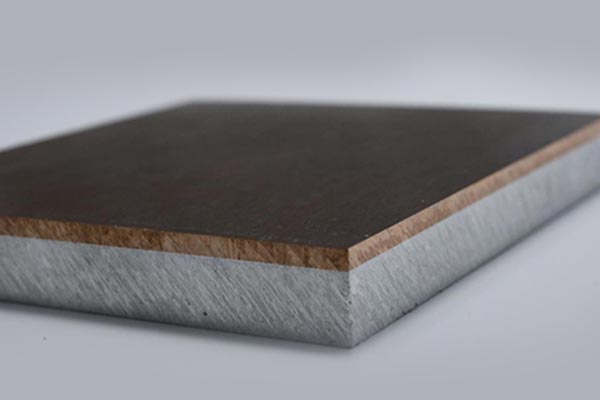 鋼制和銅鋁復(fù)合哪個好